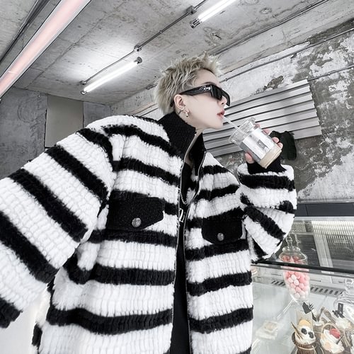 Dawfashion-Black and White Contrast Color Lamb Wool Cotton Coat-Yamamoto Diablo Clothing