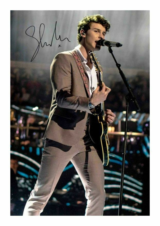 SHAWN MENDES AUTOGRAPH SIGNED PP Photo Poster painting POSTER