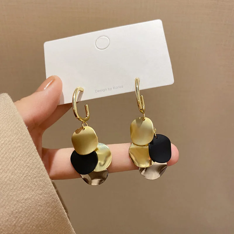 Metal Disc Tassel Drop Earrings