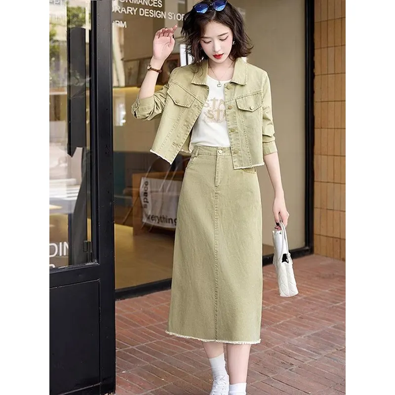 Uveng Uveng Denim Suit Autumn Coat New 2024 Korean Version Of Fashion Foreign Style Age Reduction Skirt Three-Piece Set
