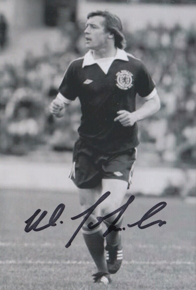 WILLIE JOHNSTON HAND SIGNED 6X4 Photo Poster painting SCOTLAND FOOTBALL AUTOGRAPH