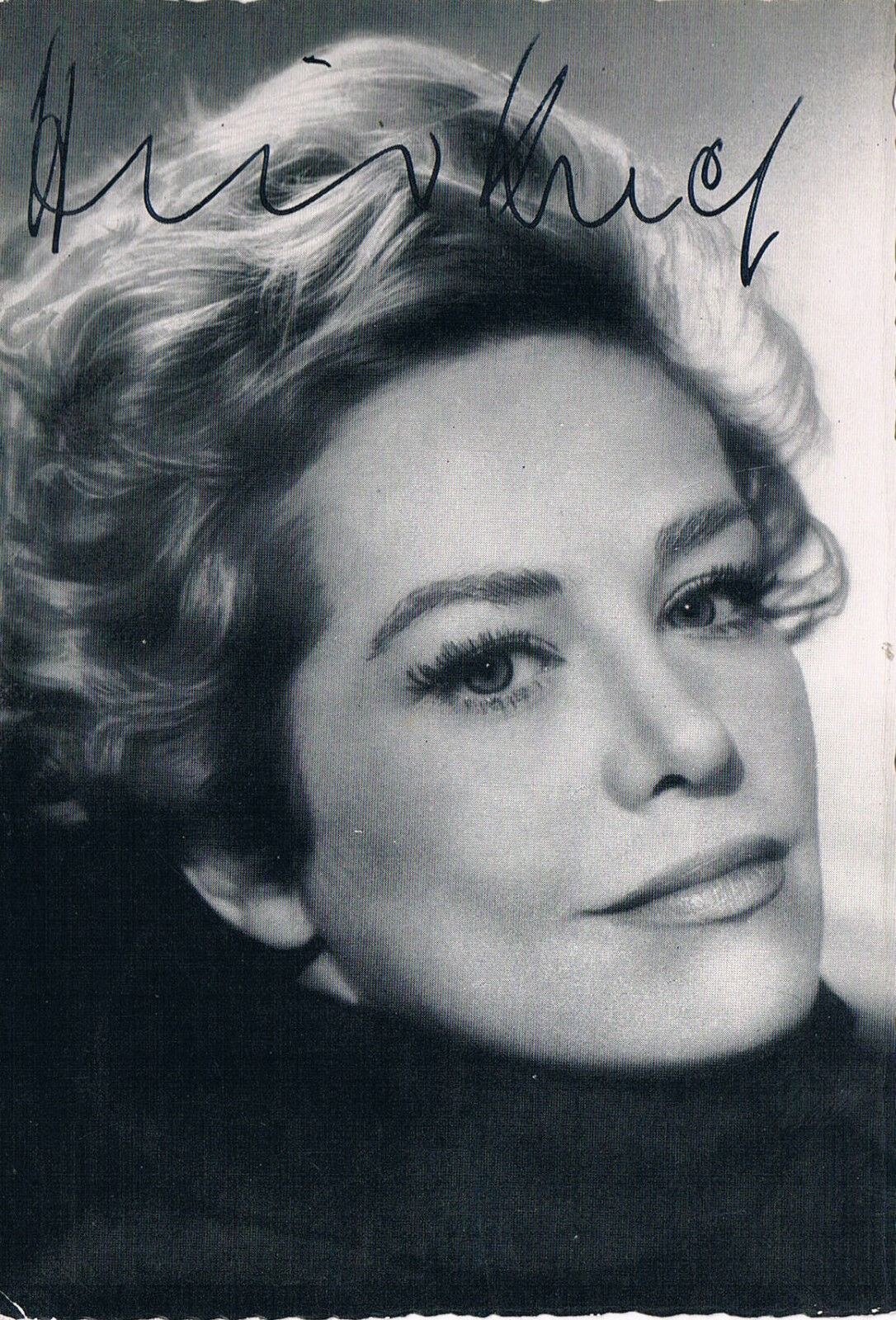 Hildegard Knef 1925-2002 genuine autograph signed 4x6