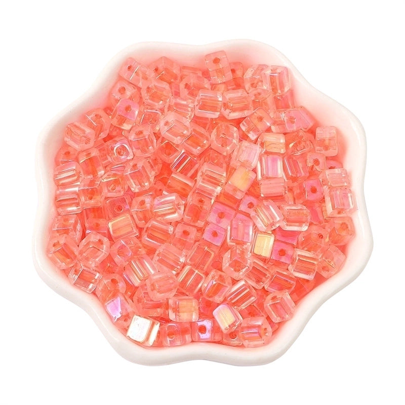 50 Pieces 5 * 5mm Hole 1~1.9mm Glass Square Beads
