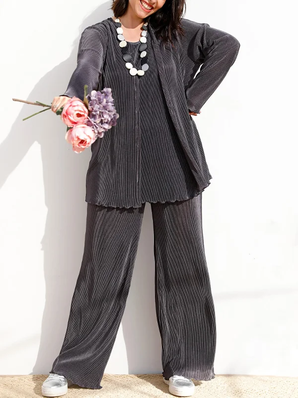 Solid color suspender top trousers three piece suit
