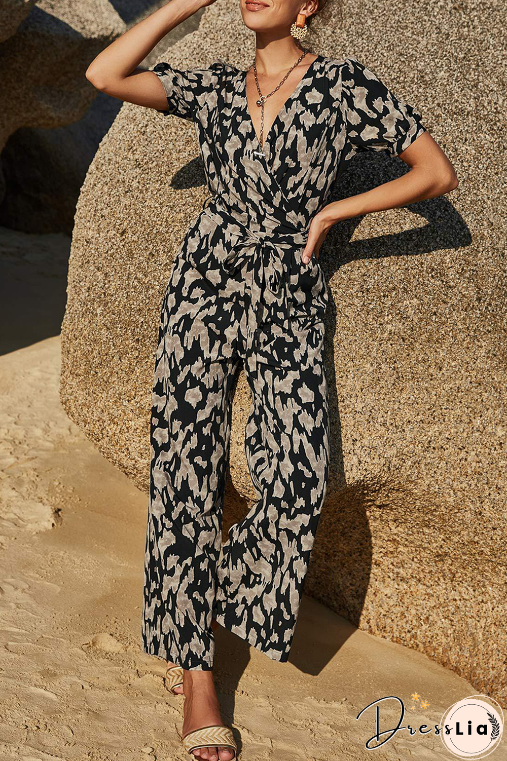 Elegant Print Strap Design V Neck Straight Jumpsuits