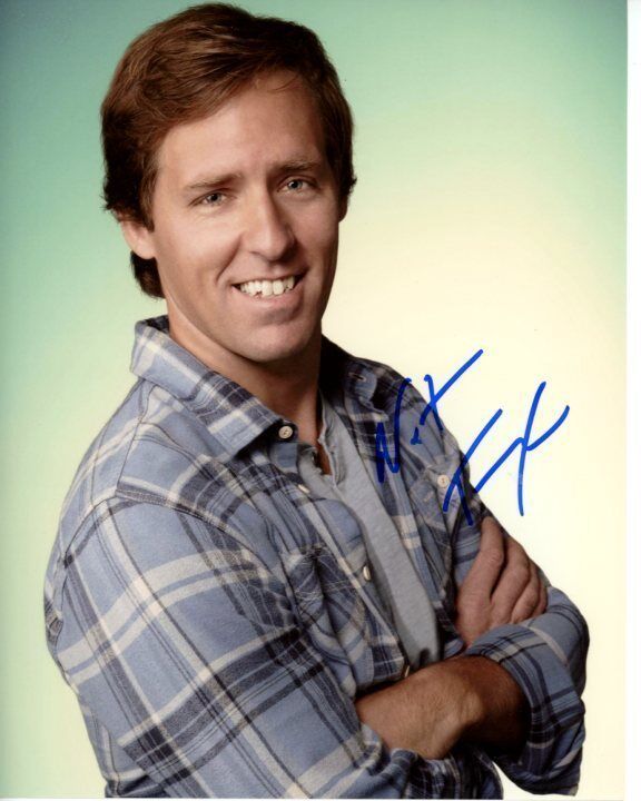 NAT FAXON signed autographed BEN AND KATE Photo Poster painting