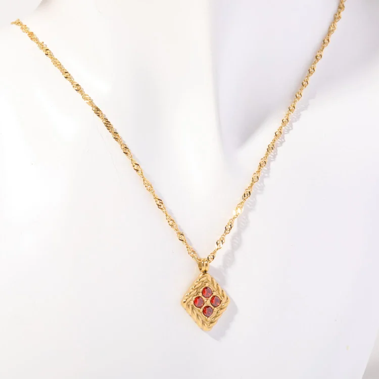 Olivenorma "Four-Leaf Clover" Design 18k Gold Birthstone Necklace