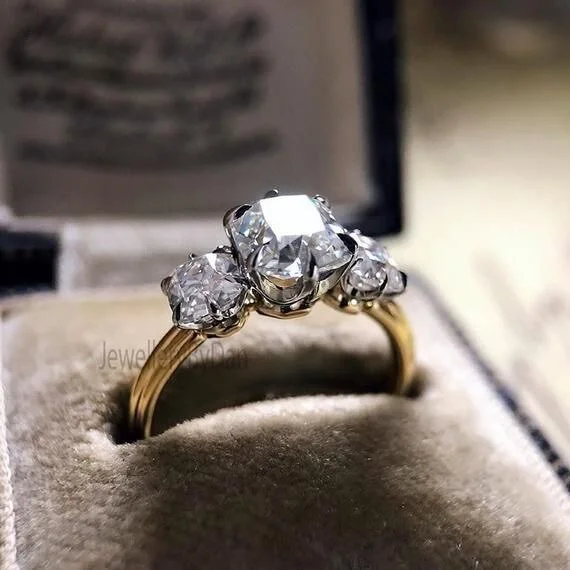Korean Style Fashion Electroplating Inlaid Zircon Rings Delicate Gold Color Style Rings