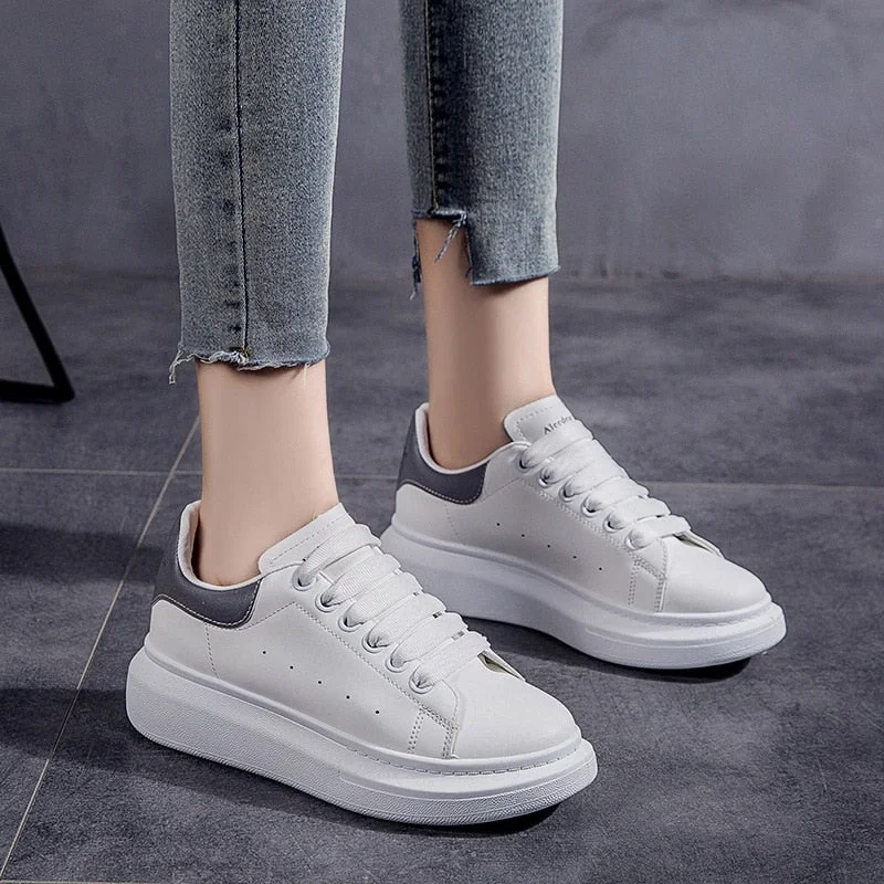 2021 Spring/Summer Women shoes Wedges Platform Sneakers Lace-Up Breathable Casual Chunky Ladies White Shoes Woman