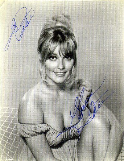 SHARON TATE Autographed Photo Poster paintinggraph - Beautiful Film Actress MANSON - preprint