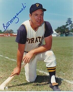 Bill Mazeroski Signed - Autographed Pittsburgh Pirates 8x10 inch Photo Poster painting + COA