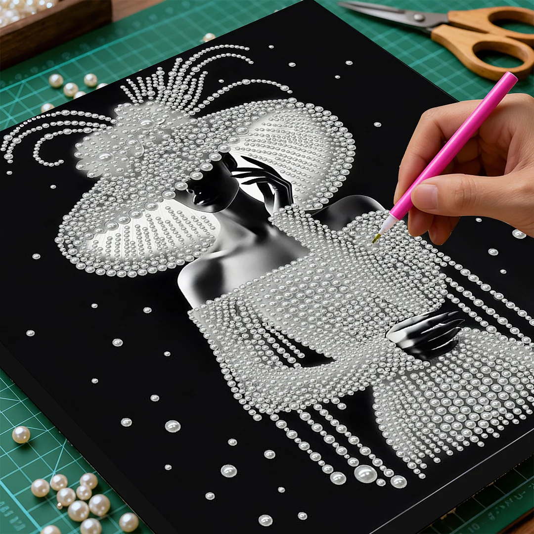 Elegant Lady - DIY Pearl Diamond Art Kit With Frame 30*30cm
