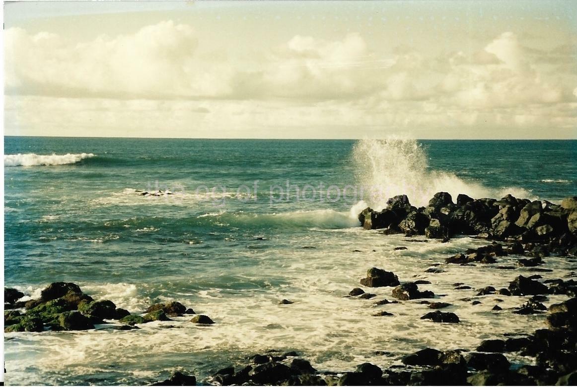 Oceanscape FOUND Photo Poster paintingGRAPH ColorOriginal VINTAGE JD 19 16 L