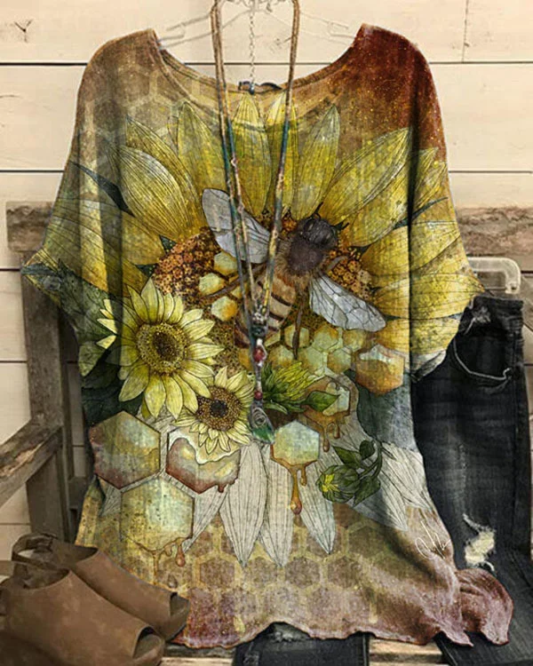 Vintage Bee Flower Casual Tee