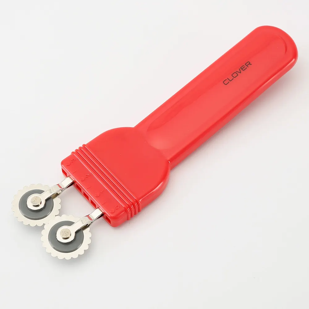 Clover Double Tracing Wheel - 4 In 1