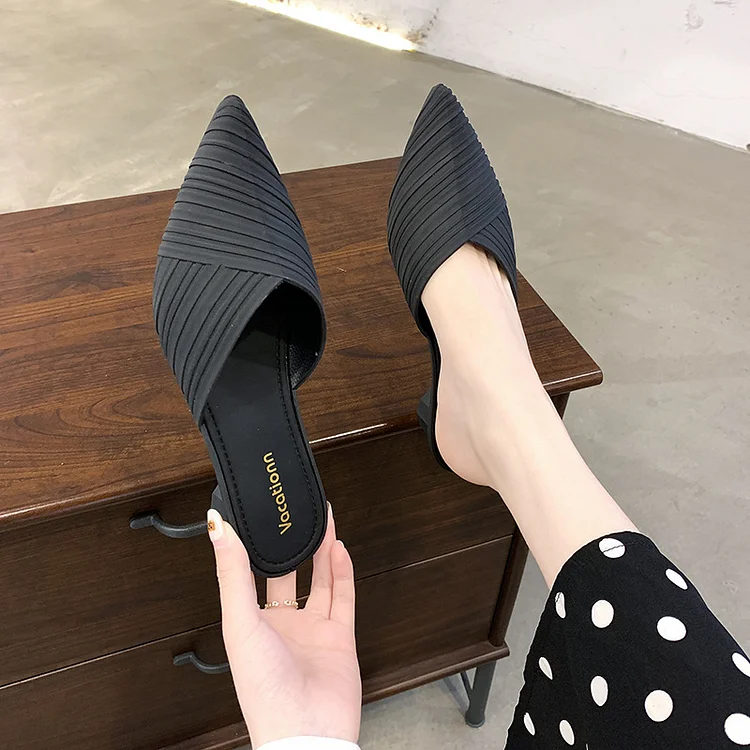 Pointed Toe Toe Cap Slippers