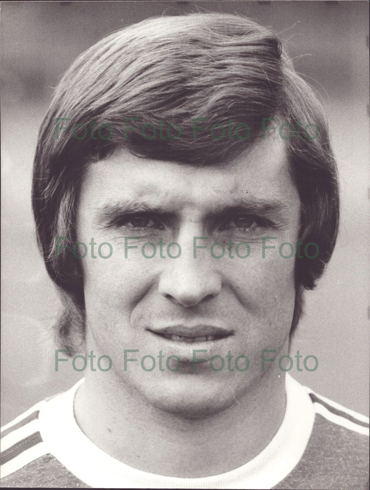 Klaus Fischer - FC Schalke 04 - 1976 - Vintage Football Press Photo Poster painting (TV-2928 +