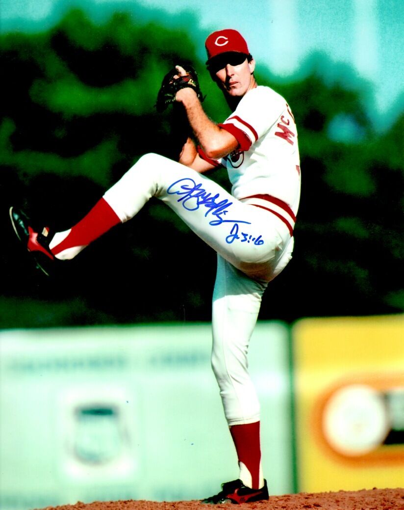 Autographed 8x10 ANDY MCGAFFIGAN Cincinnati Reds Photo Poster painting - COA