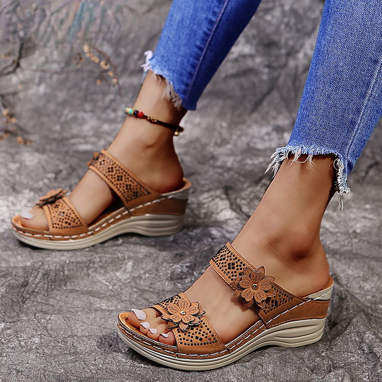 Sursell Shoes Women Casual Shoes Vintage Flower Fish Mouth Sandals