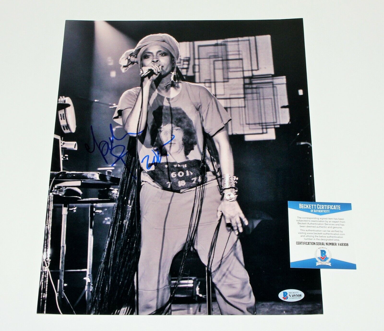 SINGER ERYKAH BADU HAND SIGNED 11x14 Photo Poster painting BECKETT COA BADUIZM MAMA'S GUN ALBUM