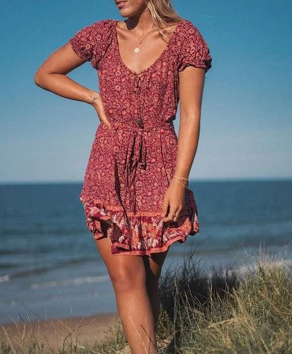 Slim-Fit Short Sleeve V-Neck Mini Dress--vocosishoes