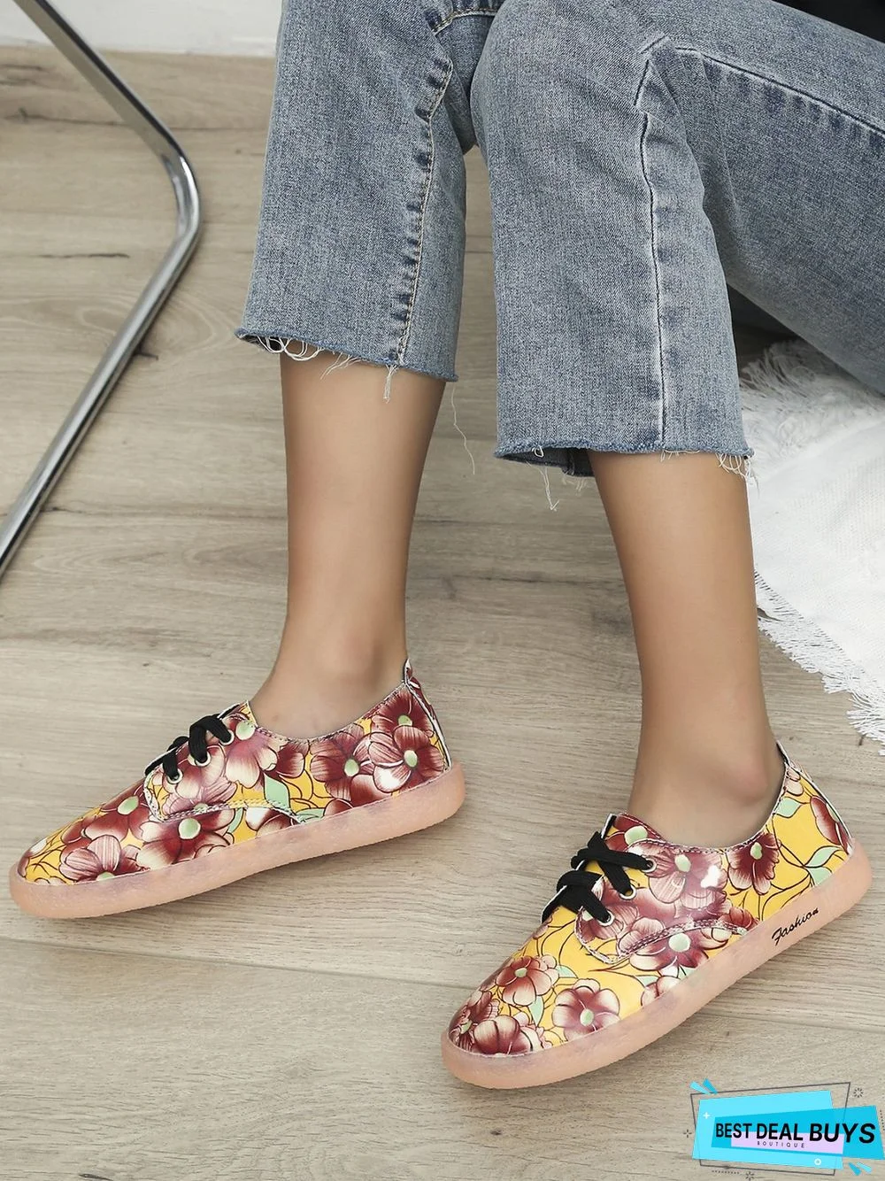 Floral Pattern  Lace-up Front Flat Shoes