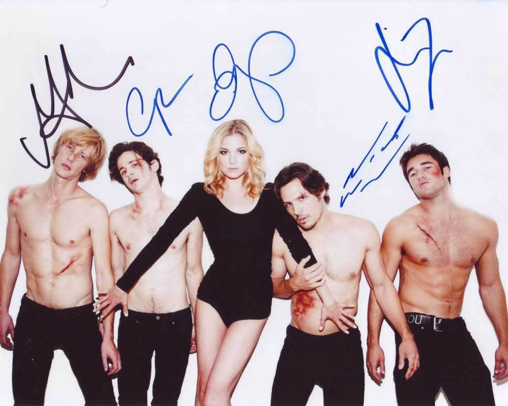 Revenge Cast Photo Poster painting signed by 5 AUTHENTIC Autographed Photo Poster painting SHA #48969