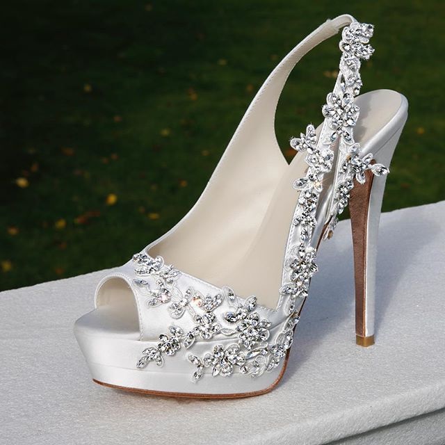 GOOSHOE White Satin Rhinestone Platform Pumps