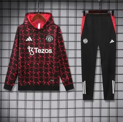 25-26 season Manchester United training hooded training jersey
