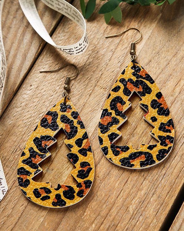 Casual Holiday Christmas Earrings