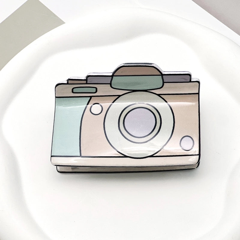 Minimalist Artistic Women’s Rainbow Car Flower Arylic Hair Claws