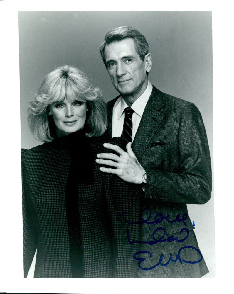 Linda Evans signed authentic 8x10 Photo Poster painting COA