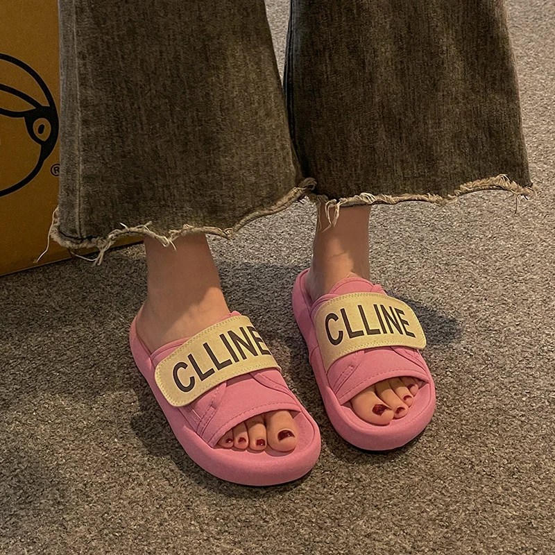 Yyvonne Casual Word Lazy Slippers Women 2025 New Fashion Thick-Soled Magic Stick Sandals Wearing High-End Feel