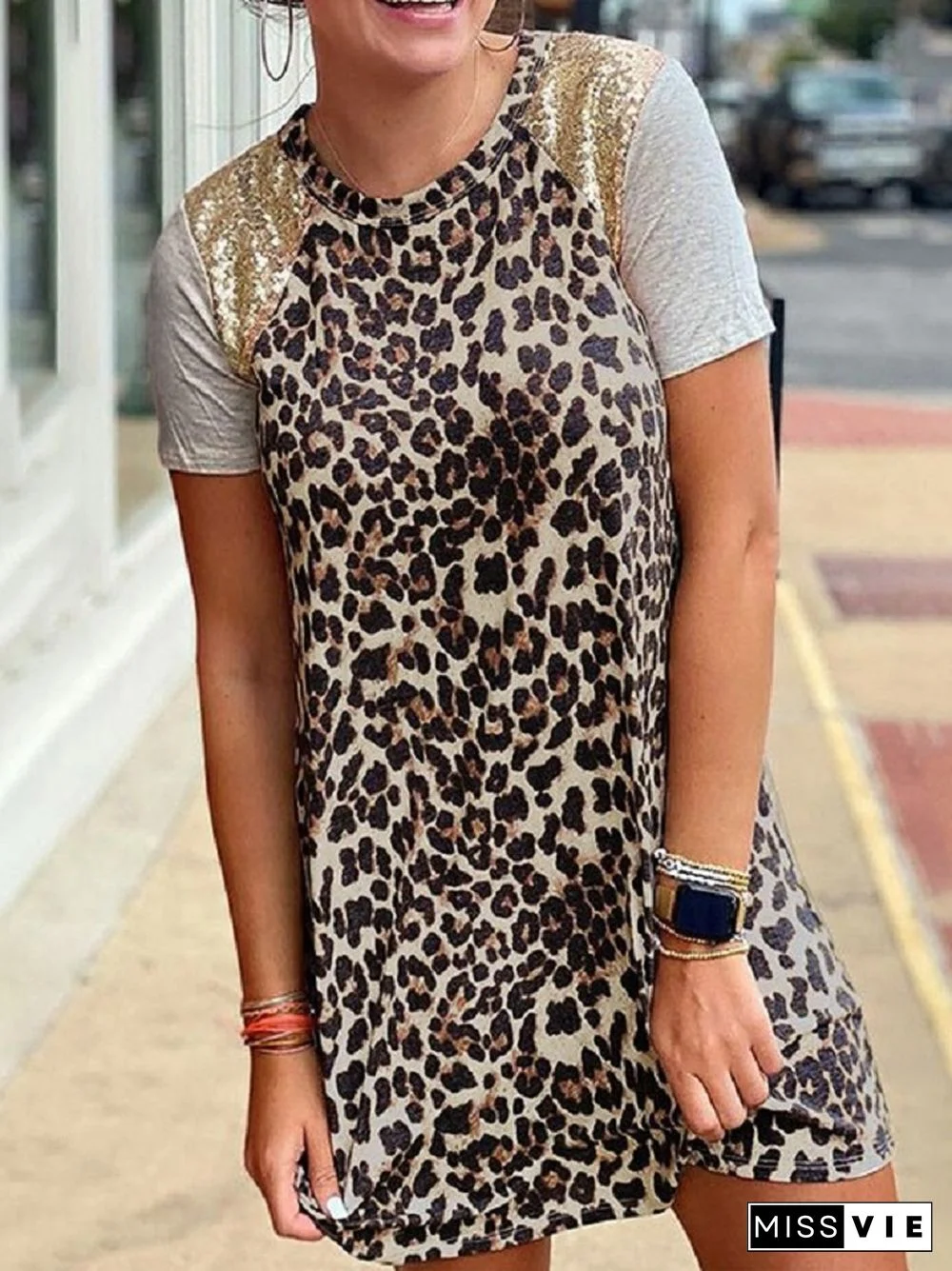 Fashion Round Neck Leopard Stitched Dress