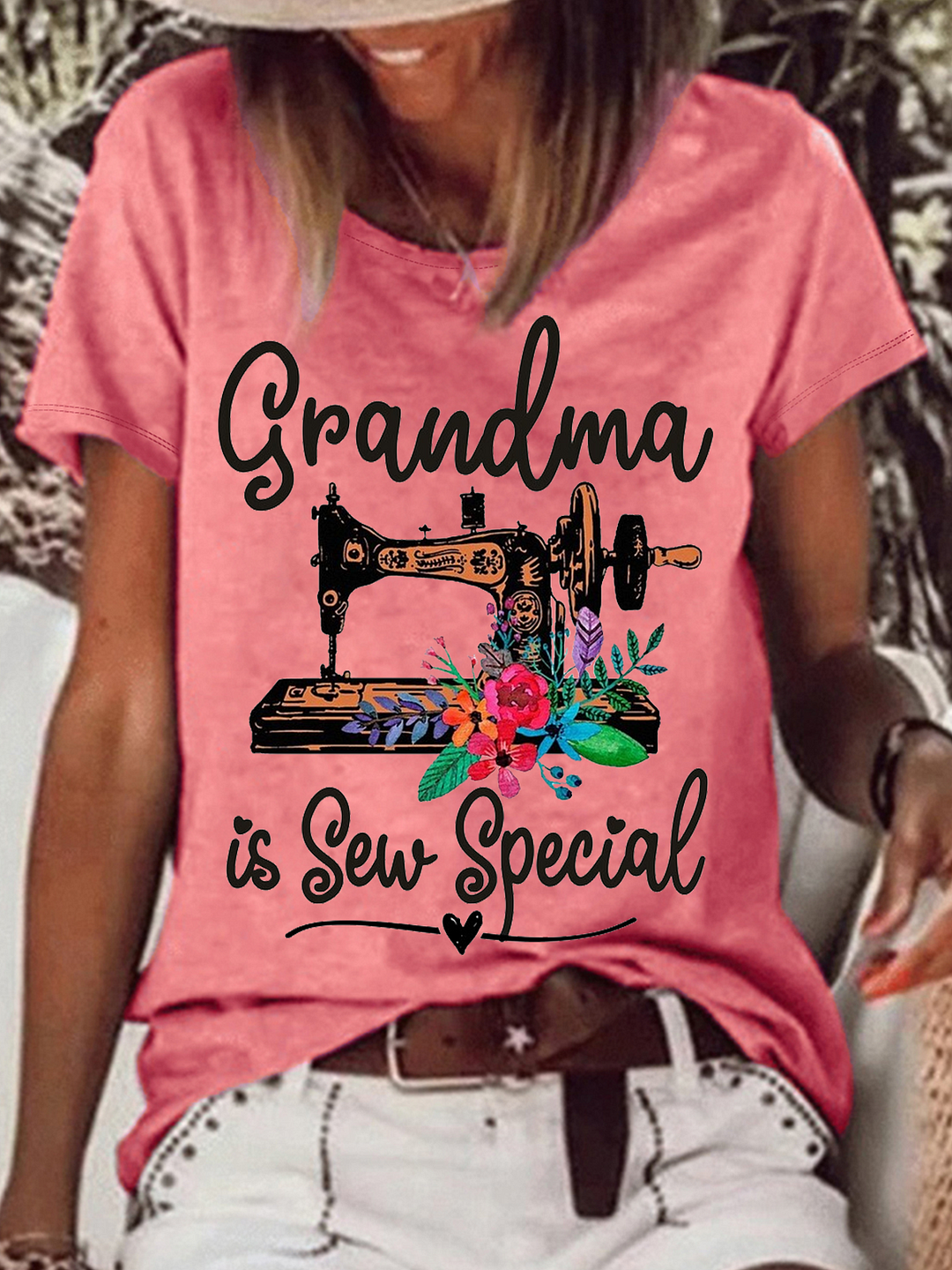 Women's Grandma Is Sew Special Funny Sewing Grandma Saying Crew Neck Casual T-Shirt