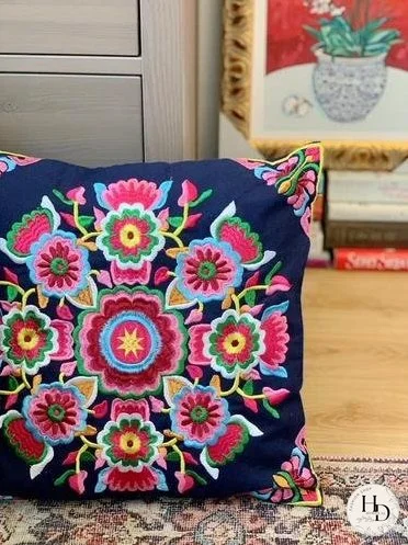 Traditional Embroidery Cushion Cover Retro Embroidery Pillow Cotton and Linen Cushion Cover