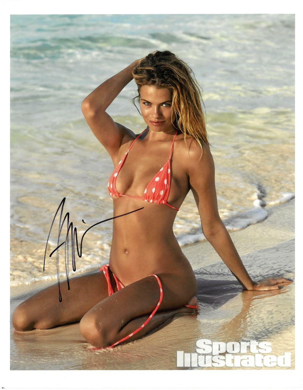 Hailey Clauson Signed Sexy Authentic Autographed 8.5x11 Photo Poster painting BECKETT #BB76147