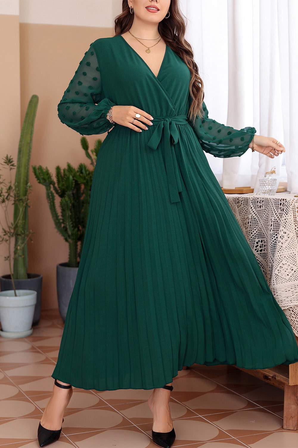 Plus Size Mother Of The Bride Dark Green Mesh Swiss Dot Lantern Sleeve Wrap Pleated Hem Maxi Dress 2024 - Flycurvy 