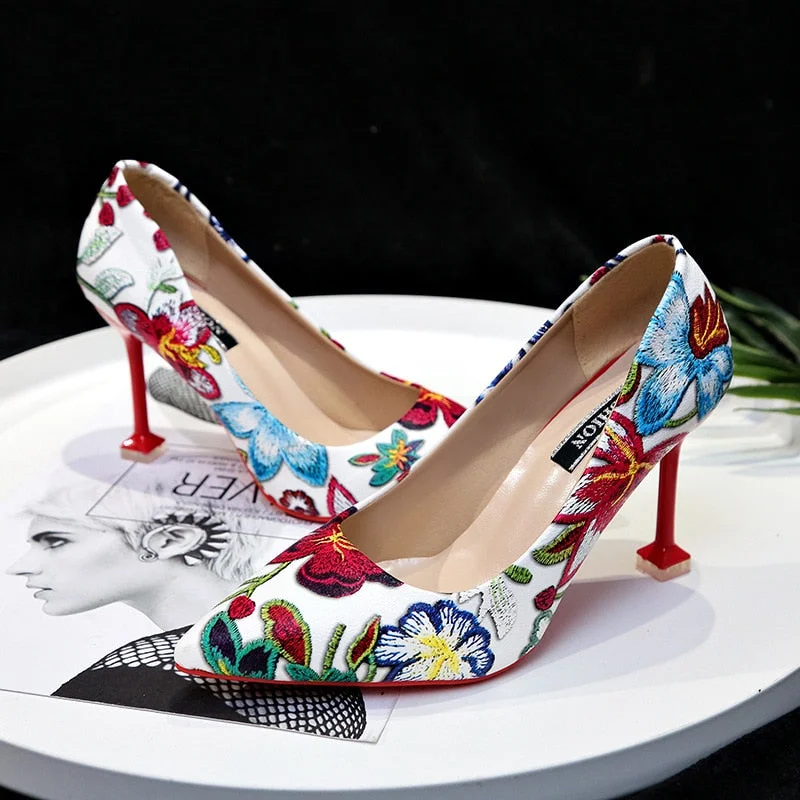 2020Spring's New Pointy Shallow Shoes Sweet And Beautiful Flowers Hit Color Stiletto Heels Fashion High Heel Shoes
