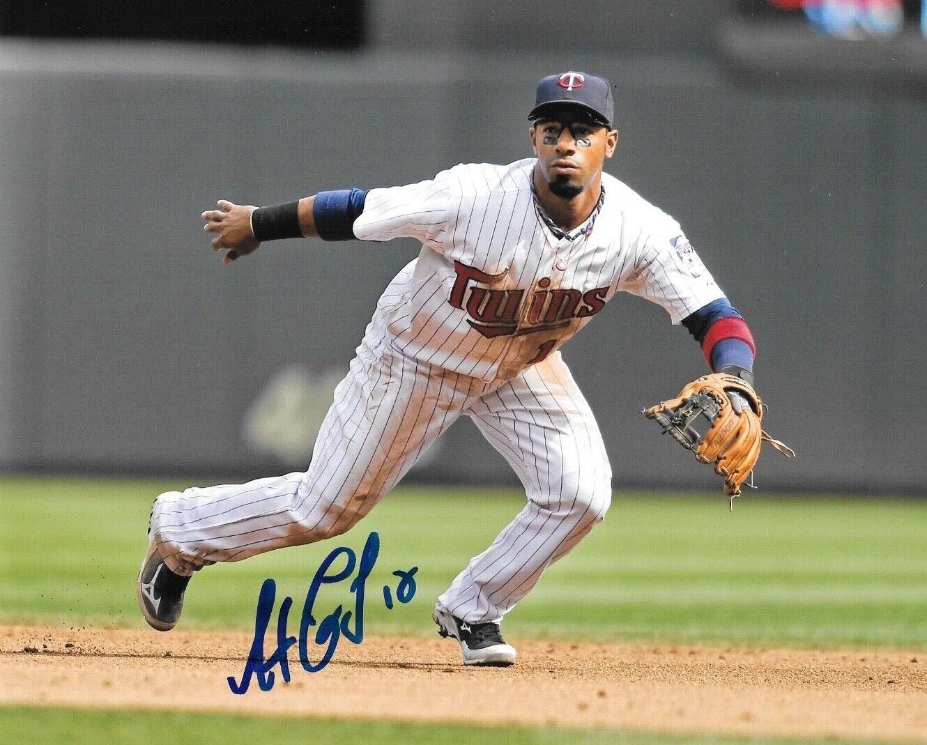 * ALEXI CASILLA * signed 8x10 Photo Poster painting * MINNESOTA TWINS * COA * 1