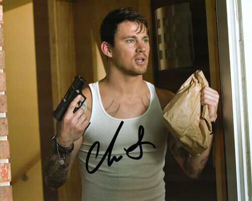 Autographed Photo Poster painting Channing Tatum signed 8 x 10