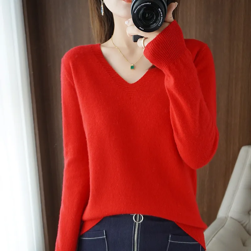 Churchf Churchf The 2023 Fall / Winter New Women's Knit Sweater Pullover Women's V-Neck Bottom Plush Sweater