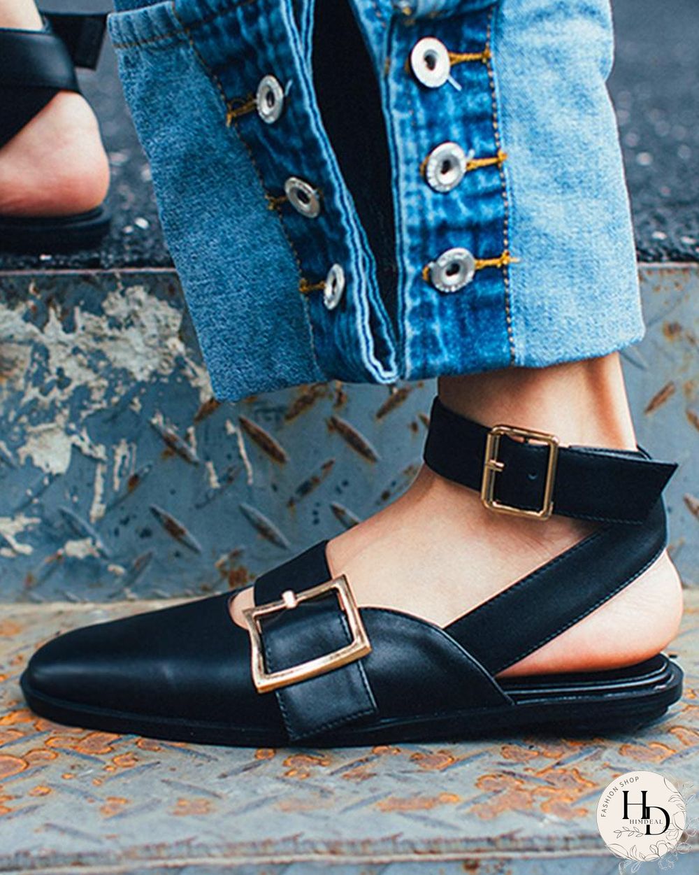 Round Toe Mary Jane Sandals