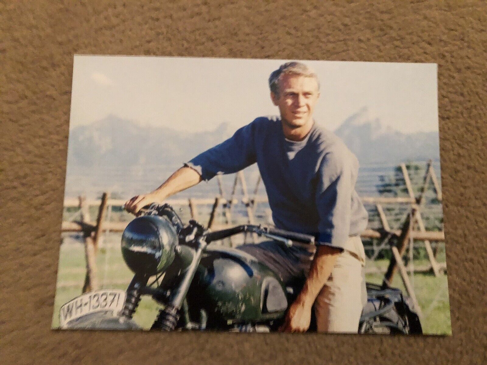 STEVE McQUEEN (ACTOR) UNSIGNED Photo Poster painting- 7x5”