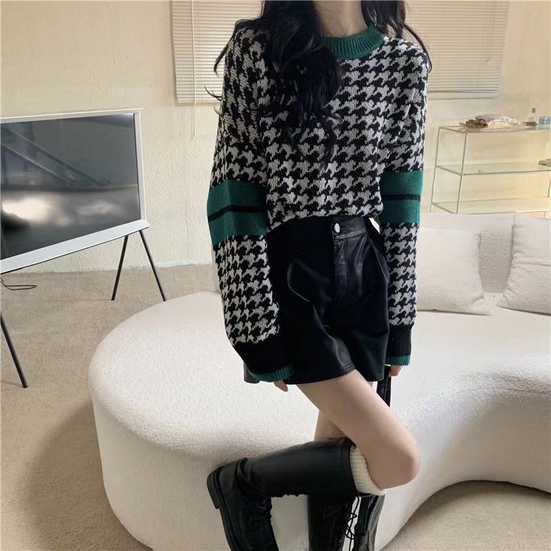 Women's Woolen Tops