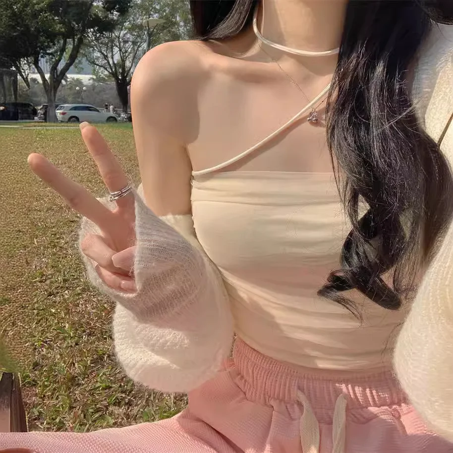 Uveng Uveng The Summer, Be Careful Of The Machine Mesh Sling Sling Vest Women With Pure Desire Collarbone Repair A Word Shoulder Bra Short Blouse Tide