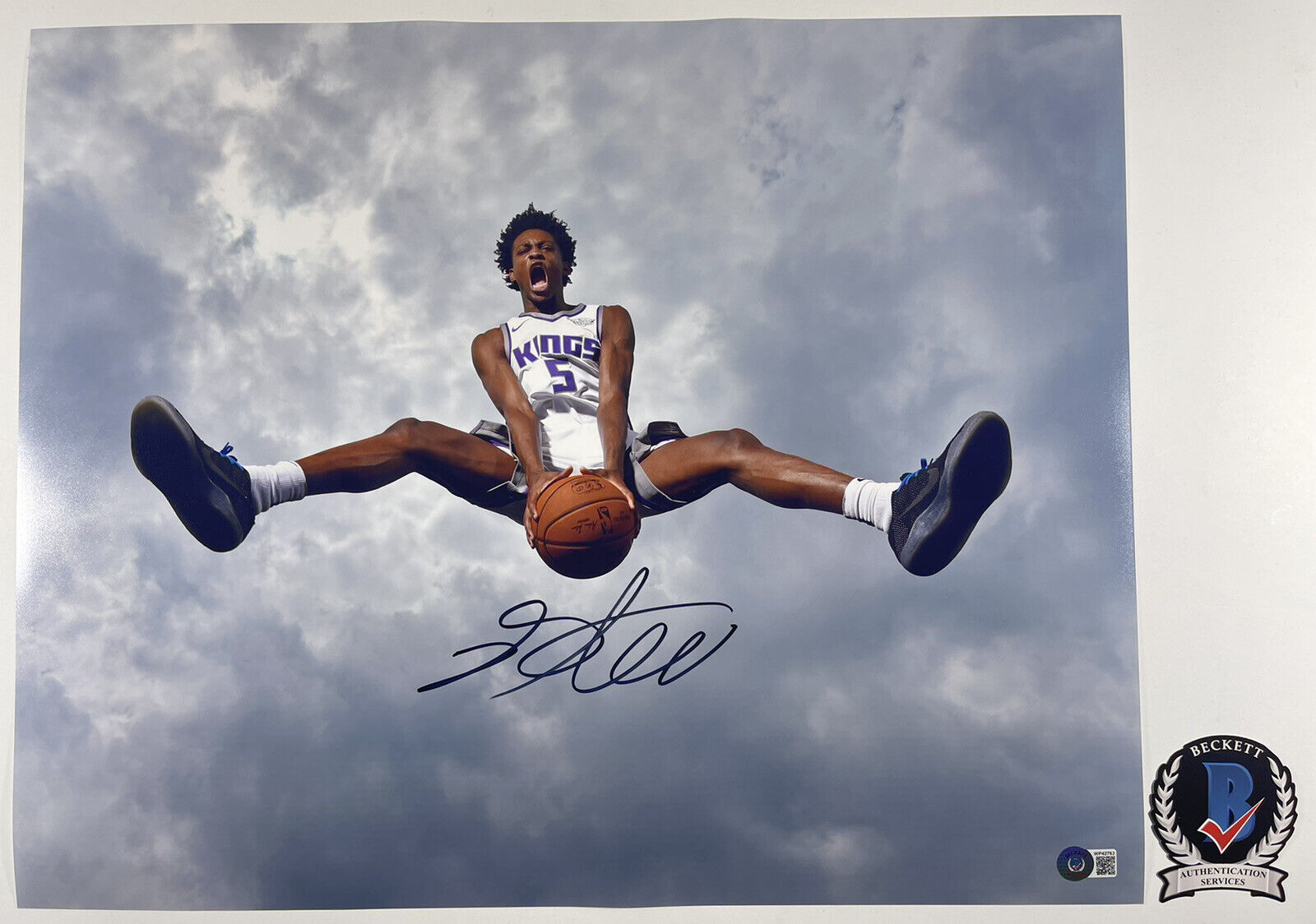 DE’AARON FOX SIGNED 16x20 Photo Poster painting SACRAMENTO KINGS BAS WITNESS COA #WP42763