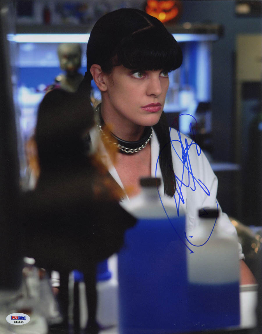 Pauley Perrette SIGNED IN PERSON 11x14 Photo Poster painting Abby NCIS PSA/DNA AUTOGRAPHED