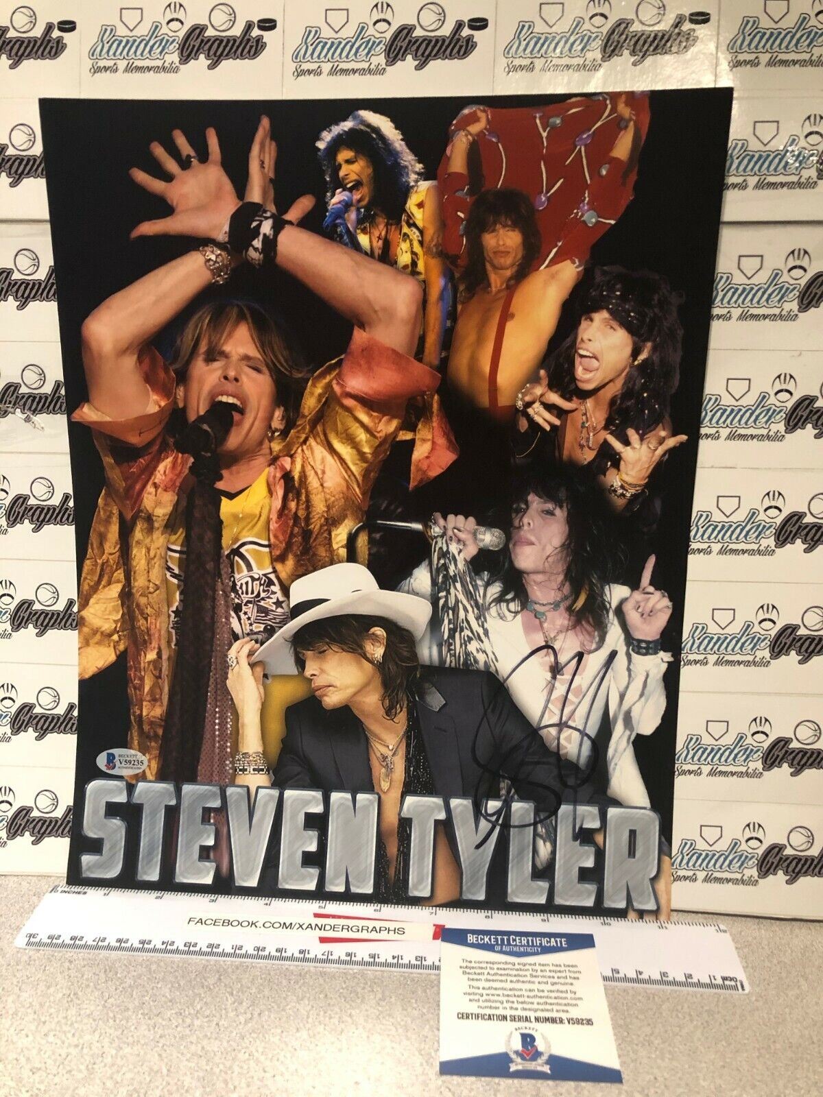 STEVEN TYLER SIGNED AUTOGRAPHED 11X14 Photo Poster paintingGRAPH-BECKETT BAS COA AEROSMITH