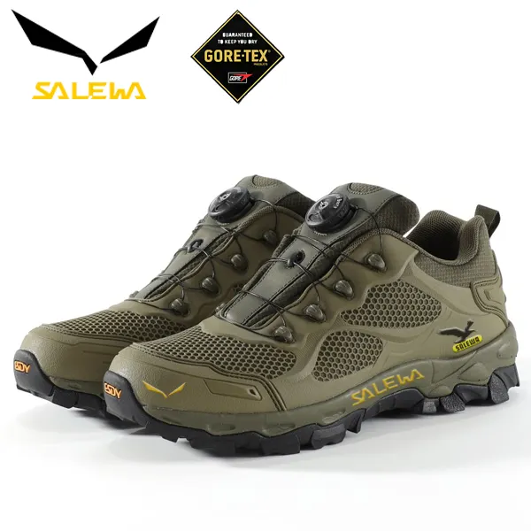 Buty trekkingowe SALEWA&reg; wykonane są z wodoodpornego i oddychającego materiału.